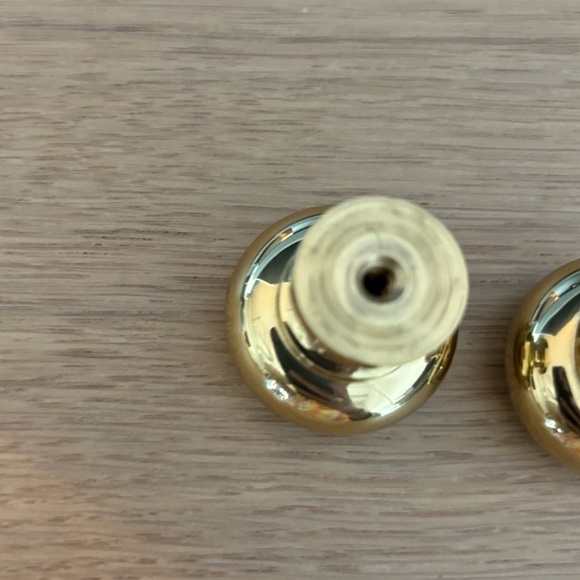 Set of 2 cabinet door knobs Solid brass. New - Picture 4 of 9